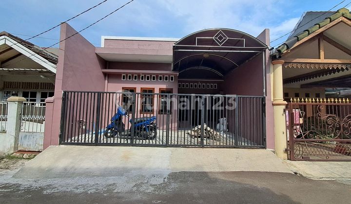 HOUSE SELLS FAST, STRATEGIC LOCATION INDRAPRASTA BOGOR