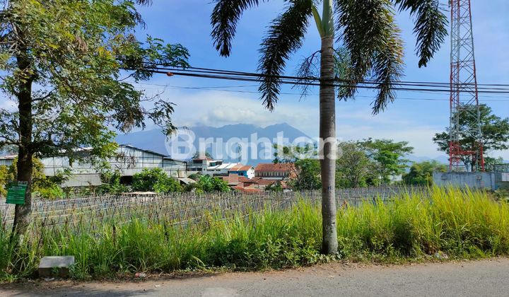 FOR SALE: PRIME LOCATION LAND BY THE ROAD IN GARUT FOR SALE: PRIME LOCATION LAND BY THE ROAD IN GARUT