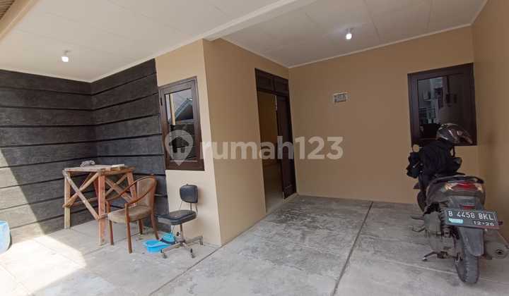 Disewakan Rumah Siap Huni Tomang Jakarta, 2 Lantai, Siap Huni 2