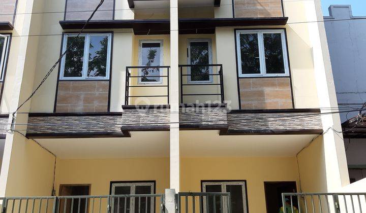 Rumah Minimalis Siap Huni Taman Ratu Jakarta Barat 2