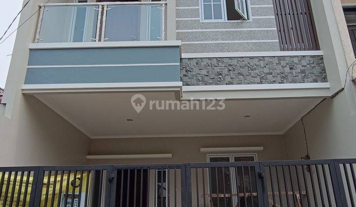 Rumah Baru Minimalis Modern Siap Huni Tomang 6m X 15m 2