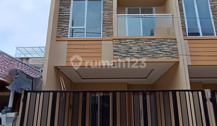  Rumah Baru Minimalis Modern Tomang Bebas Banjir, Dkt Tol-Busway 1