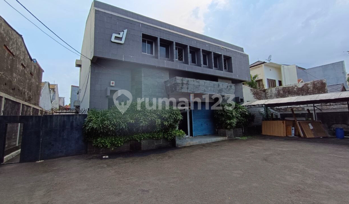 Palmerah Warehouse for Rent 2 Floors Ready to Use - Area 786m² West Jakarta