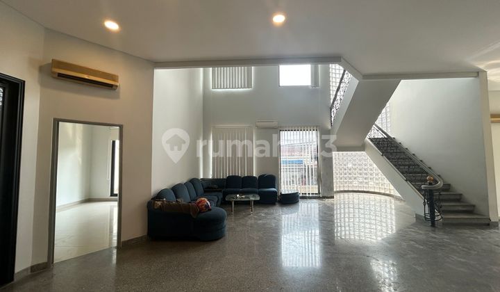 Rumah 2 Lantai Luas & Nyaman Tomang-Dkt Pintu Tol Jakarta Barat 2