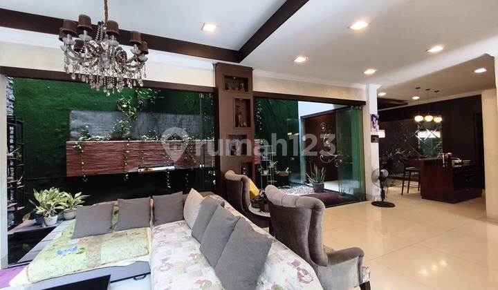 2-Storey Luxury House Premier Mansion Bandengan - Exclusive Area 2