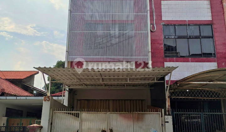 Ruko Siap Pakai Daerah Tomang 180/90 M² 3 Lantai Area Komersial Ruko Siap Pakai Daerah Tomang 180/90 M² 3 Lantai Area Komersial