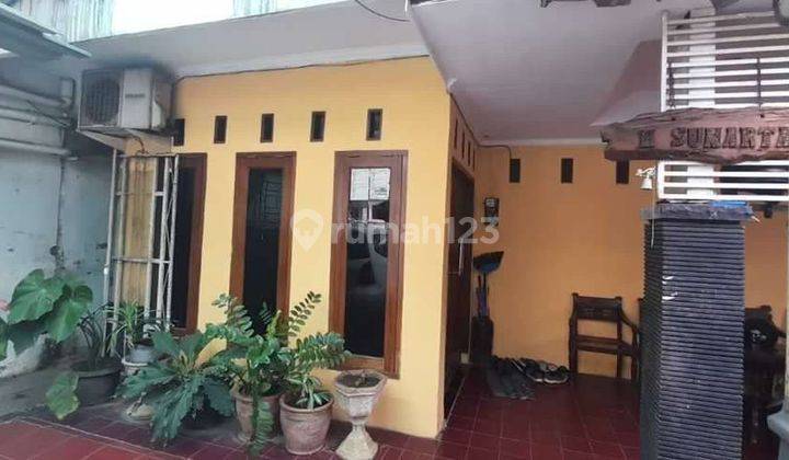 Rumah 2 Lantai Bagus SHM di Jalan Pagu Jaten, Jakarta Selatan 2