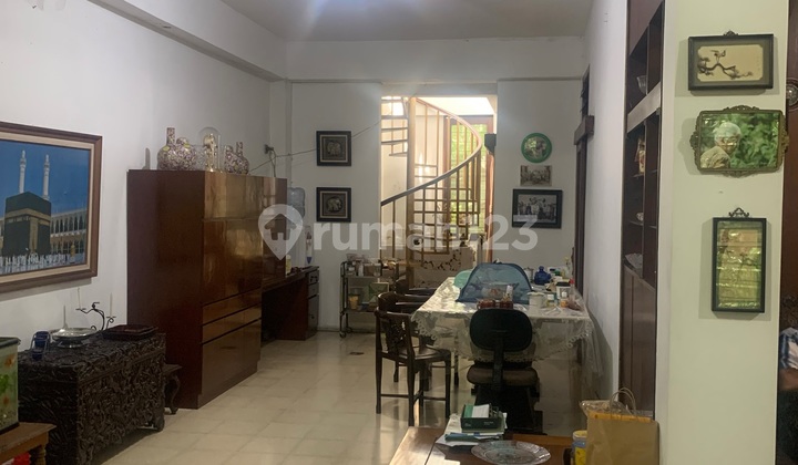 Rumah Klasik Kebayoran Baru 2