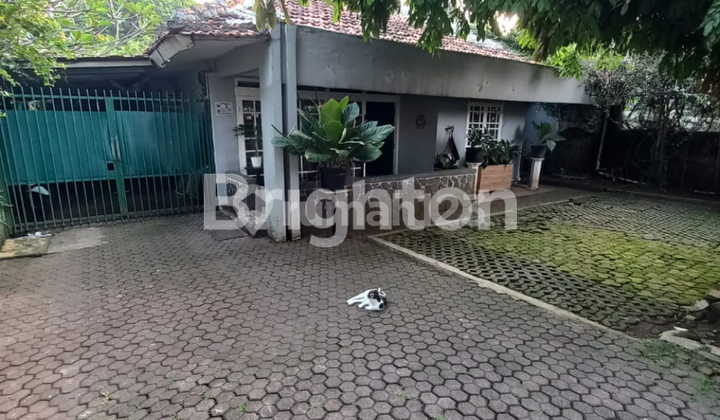 di Jual Rumah  Asri tanah luas di Daerah Lenteng Agung Jakarta Selatan