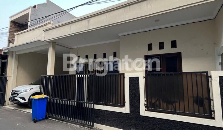 RUMAH CANTIK TERAWAT 1