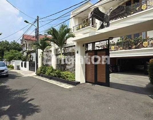 RUMAH CANTIK STRATEGIS