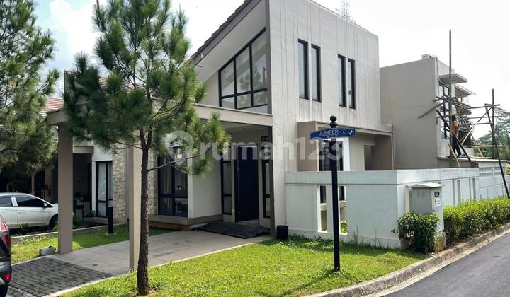 Elite House Highly Strategic in Cimanggis Depok
