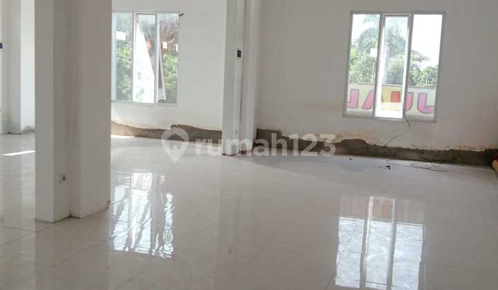 Ruko Baru Strategis Di Jalan Raya Bogor Cocok Untuk Usaha