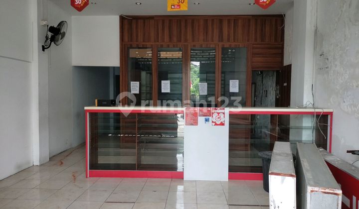 Strategic 3-Story Shop House in Monang Maning Denpasar 2