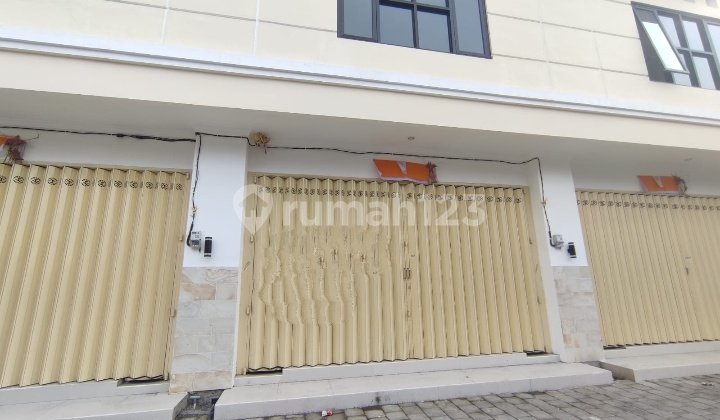 New 2-Story Shop House Building Near Panjer 2