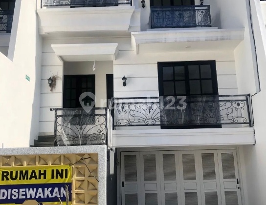 Rumah Bagus Lingkungan Elite di Pemogan 2