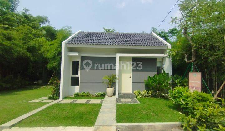 Rumah Baru Mojokerto Dekat Perbukitan  1