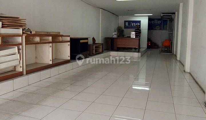 Di jual Ruko di Ruko di jalan raya roxy 85M² HGB Bagus 3,5 lantai ruko siap pakai termurah bisa ijin hotel atau kost ruko rapih  2