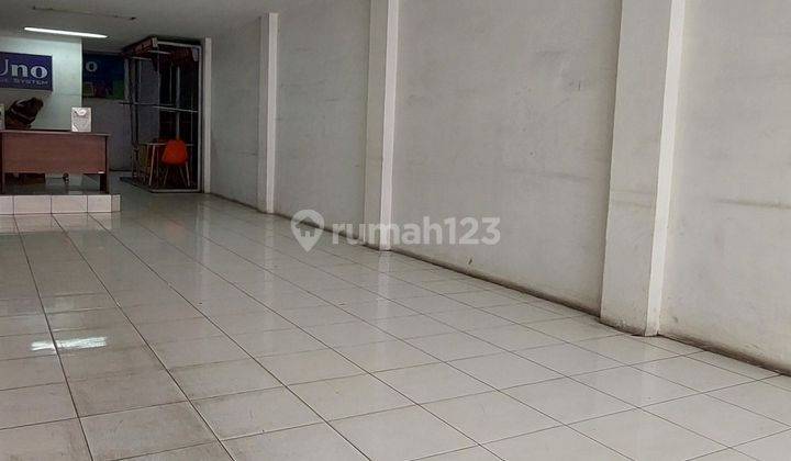 Di jual Ruko di Ruko di jalan raya roxy 85M² HGB Bagus 3,5 lantai ruko siap pakai termurah bisa ijin hotel atau kost ruko rapih  1