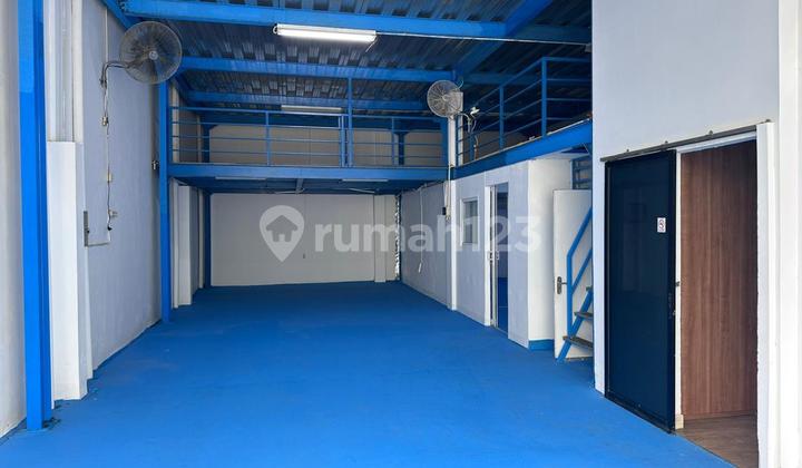 For Rent: Furnished Warehouse in Sedayu Bizpark. 40ft Container Access.