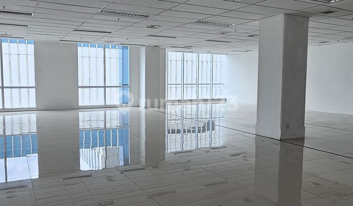 For Immediate Rent: Office Space in Pluit CBD Office Area Next to Mall and Apartments Top Facilities Near Airport The Listed Price is Per Square Meter Per Month Space Can Be Adjusted to Office Needs Semi-Furnished