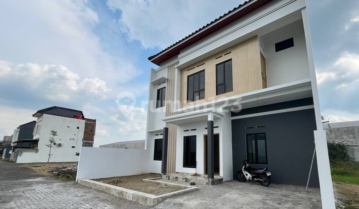 PERUMAHAN PESAN BANGUN 2LT DEKAT LUWES GENTAN PERUMAHAN PESAN BANGUN 2LT DEKAT LUWES GENTAN