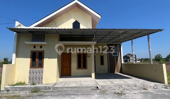 rumah 300 jutan di dekat TOL exit colomadu 2