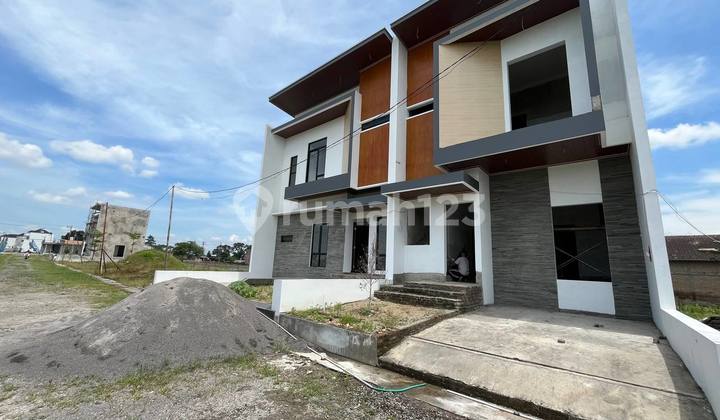 PERUMAHAN CUSTER 2 LANTAI DI SOLORAYA 2