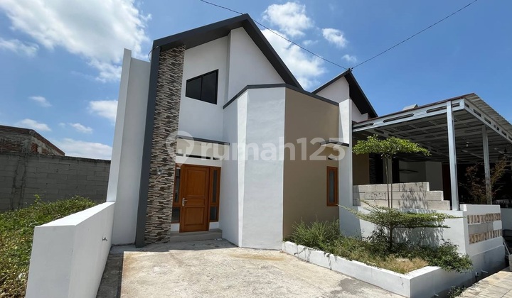 PERUMAHAN SCANDINAVIAN DI SOLOBARU 300JT-AN PERUMAHAN SCANDINAVIAN DI SOLOBARU 300JT-AN