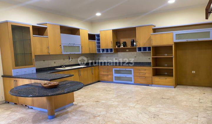 Rumah Modern Klasik Sayap Setiabudi Bagus