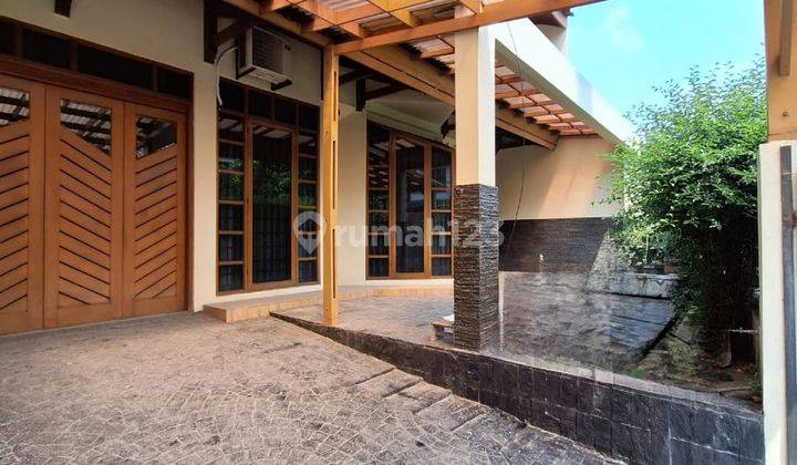 Dijual Rumah Lama Siap Huni SHM Unfurnished di Area Pondok Indah Mall 2