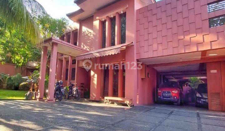  Rumah Mewah Modern Tropis Bagus Unfurnished SHM - Sertifikat Hak Milik di Lebak Bulus 2