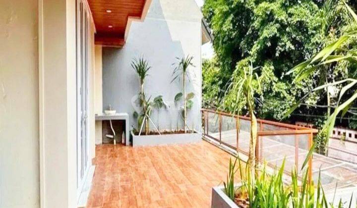  Rumah Bagus Unfurnished SHM - Sertifikat Hak Milik di Cinere 1