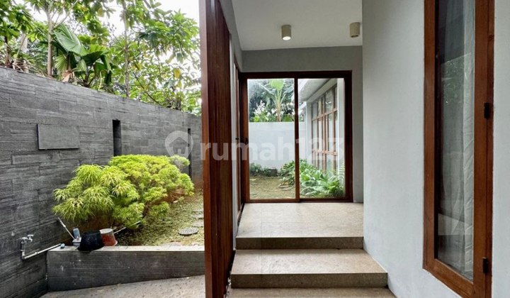 For Sale Luxury House di Pangkalan Jati, Cinere 2