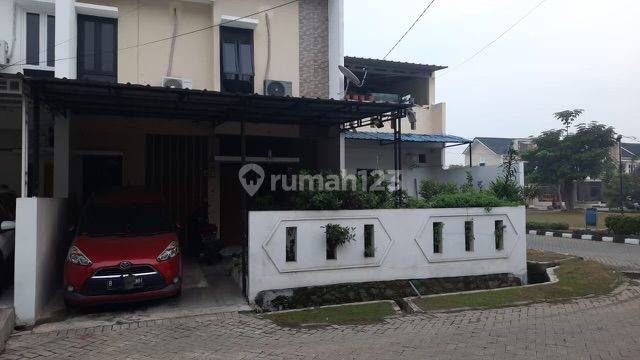 Rumah Bagus Furnished SHM di Bumi Indah City, Tangerang 1