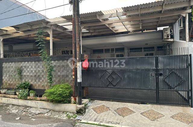 Rumah Kontrakan Bagus Unfurnished di Bojong Indah, Jakarta Barat 1