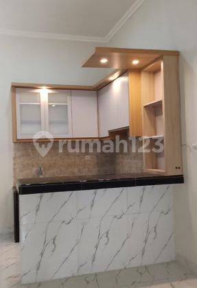 Rumah Bagus Semi Furnished SHM di Poris Indah, Tangerang 2