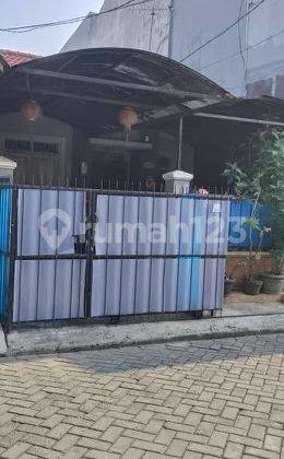 Rumah Bagus Semi Furnished SHM di Poris Paradise, Tangerang 1