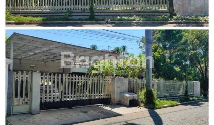 RUMAH BINTANG DIPONGGO POSISI HOOK DEPAN LAPANGAN TENIS 1