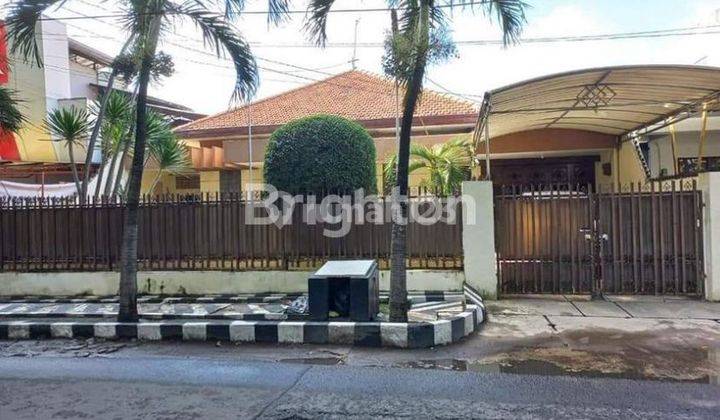 RUMAH GAYUNG KEBONSARI ADA TAMAN DEPAN BELAKANG 1