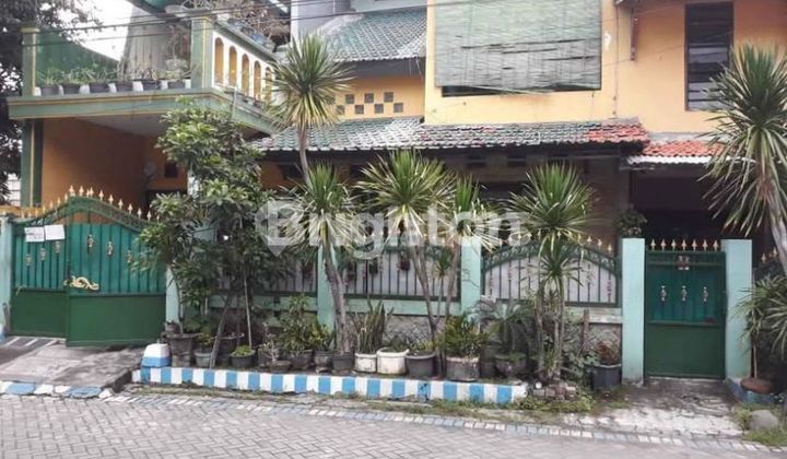 RUMAH INDUK DAN KOS DUKUH KUPANG BARAT  1