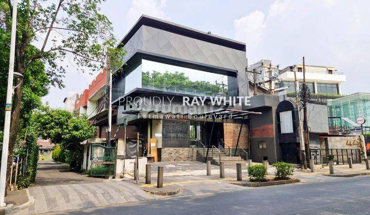 Gedung Kemang Raya EX Bar And Resto Butuh Renovasi 1