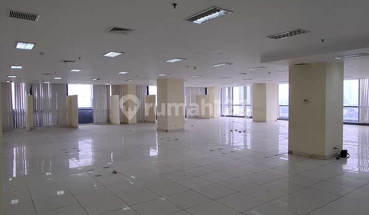 2 Units Combined Office L'Avenue Semi Furnished