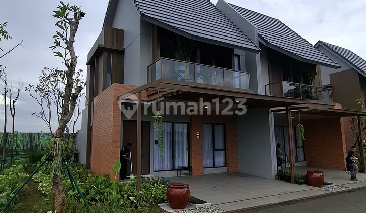 Perumahan Terbaru Dengan 25% Lingkungan Hijau 