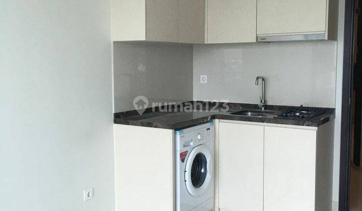 CEPAT APARTEMEN STYLISH SEMI FURNISHED DI PURI MANSION BEST VIEW DAPAT DINEGO 2