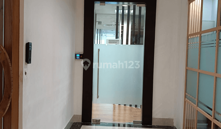 Office Di Puri Indah Financial Tower High Floor Dengan Pemandangan Kantor Walikota Jakarta Barat  2