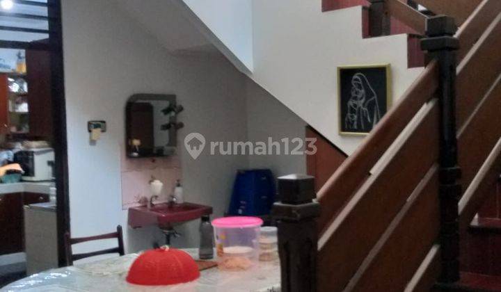 Rumah Nuansa Classic Mewah 6 Kamar Tidur Di Tanjung Duren  2