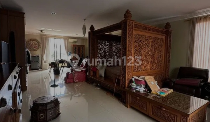 House with NJOP Price in Kemang Fully Furnished Teak Wood 2