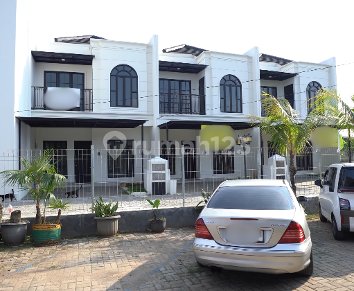 Hanya 5 Unit Saja Rumah Klasik Modern Karang Tengah 