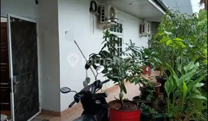 Rumah Murah Hitung Tanah Di Villa Tomang Mas Dekat Taman Anggrek 